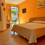 Borgo Minerva 3* אוטרנטו